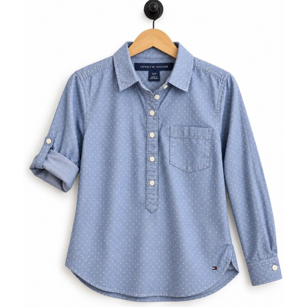 Tommy Hilfiger Women's Small Petite Blue Chambray Polka Dot Popover Shirt Preppy